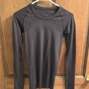 lululemon athletica Long Sleeve Top